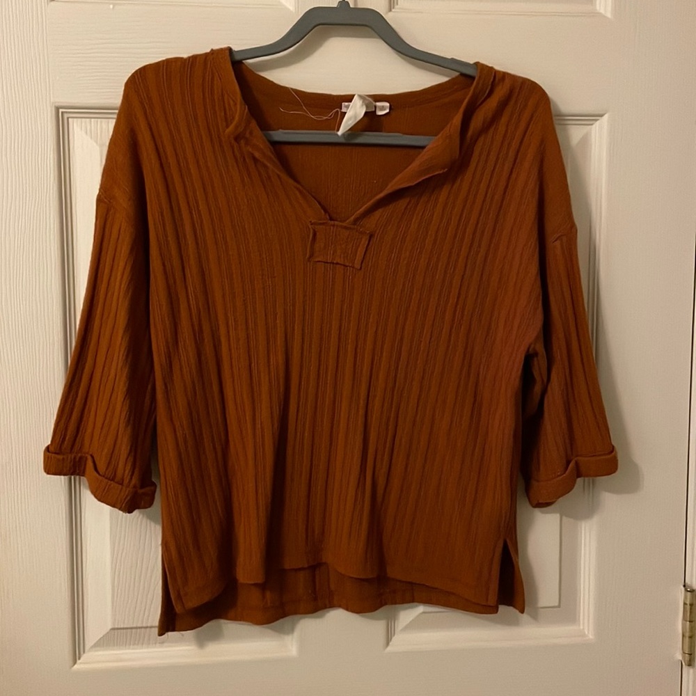 Small, oversized women’s blouse. Lightly worn. Blu Pepper brand